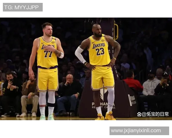 湖人对决快船精彩直播全程回顾与赛后分析